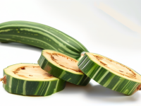 何首乌断面辨识要点